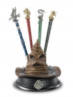 Коллекционный набор Harry Potter - 4 ручки + подставка в виде Сортировочной шляпы Хогвартс
